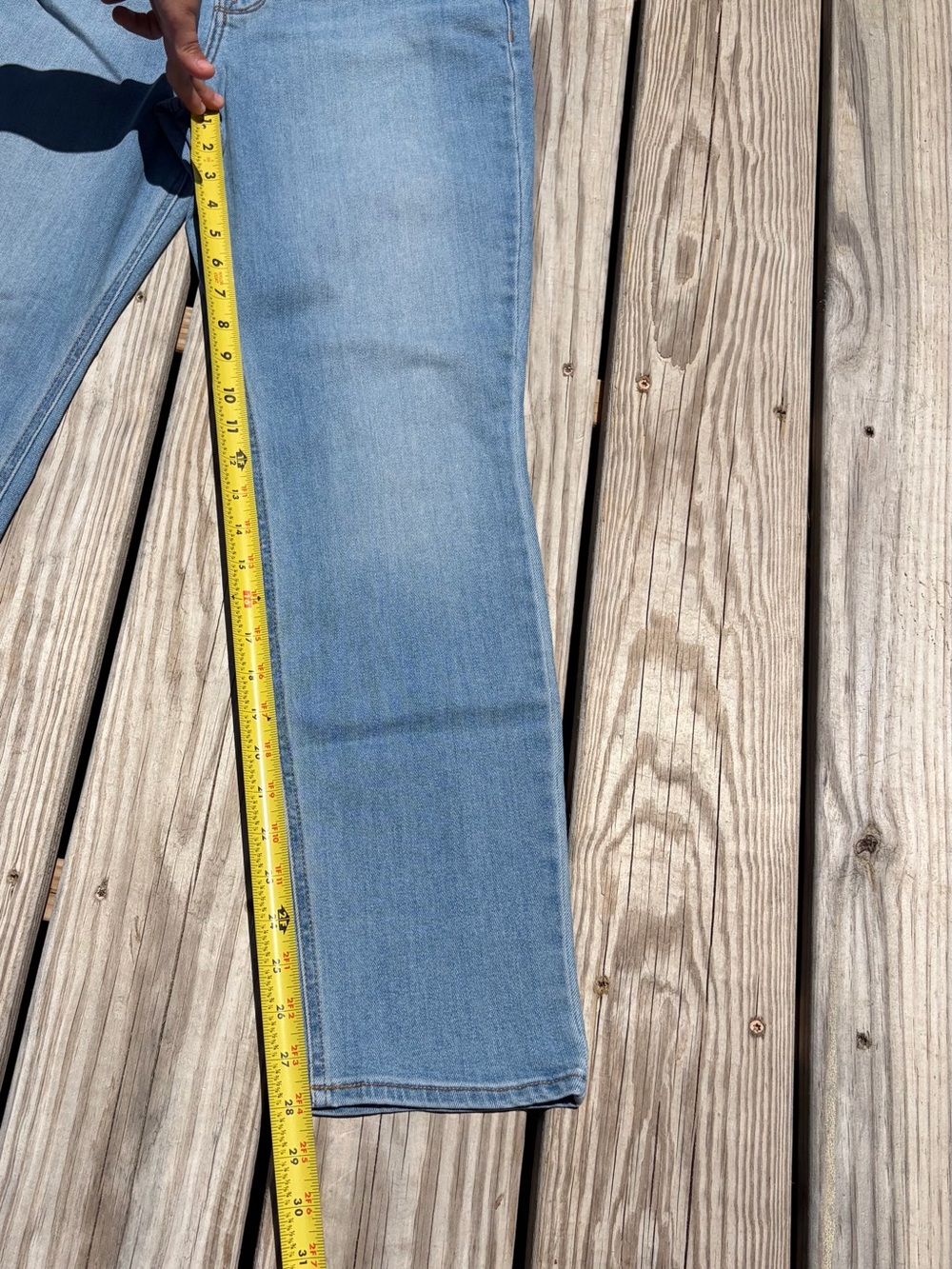 Old Navy High-Rise Straight Jeans Stretch Women's Size 14 Light Wash Mom Jeans - Picture 9 of 11